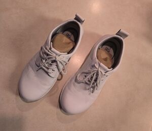 Nurse Mates Align Sneakers